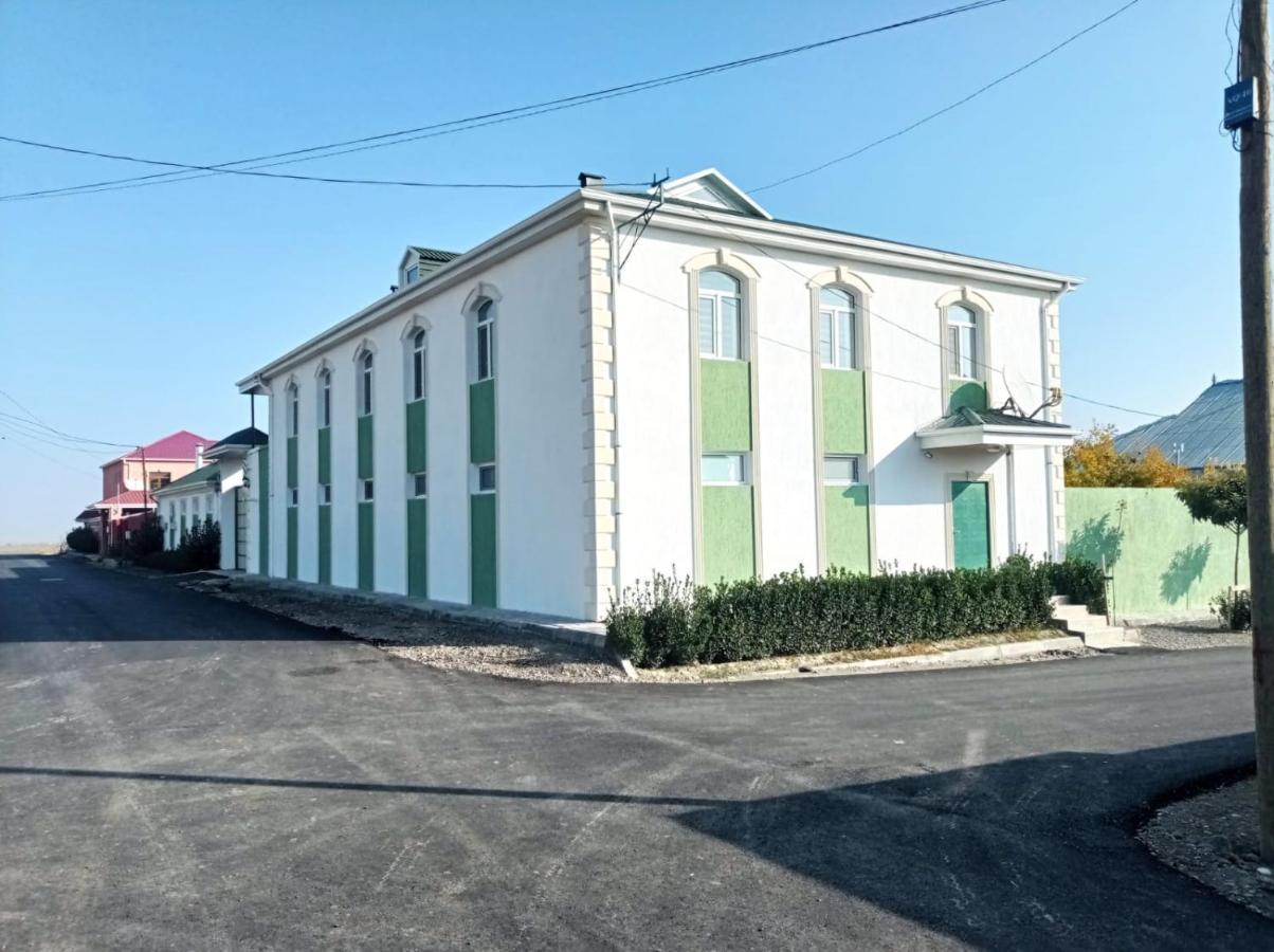 Bizim Ev Hostel Naftalan Exterior foto